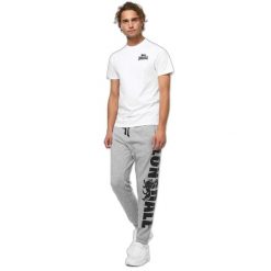 Spodnie dresowe klasyczne Lonsdale Portessie. Czarne spodnie sportowe męskie Lonsdale, s, bez wzorów, z dresówki. Za 255.00 zł.