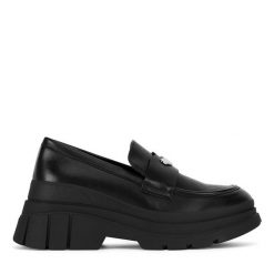Loafersy DeeZee. Czarne mokasyny damskie DeeZee. Za 179.99 zł.