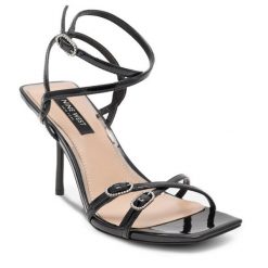 Sandały Nine West. Czarne klapki damskie Nine West, bez wzorów, bez obcasa, na szpilce, bez zapięcia. Za 229.99 zł.