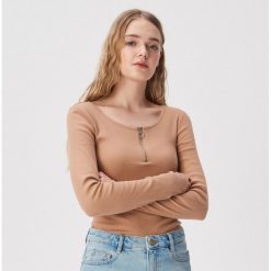 Bluzka z ozdobnym zamkiem - Żółty. Bluzki damskie marki Sinsay. Za 24.99 zł.