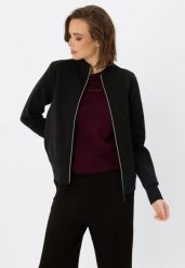 Bluza ze stójką B-YASMIN. Czarne bluzy damskie Volcano, l, bez wzorów, z bawełny, bez kaptura. Za 169.99 zł.
