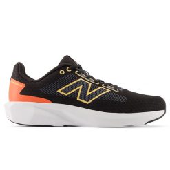 Buty męskie New Balance 413 v3 M41371F – czarne. Czarne buty sportowe męskie New Balance, bez zapięcia, do biegania. Za 249.99 zł.
