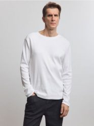 Longsleeve slim fit w prążek - biały. Białe bluzki z długim rękawem męskie Reserved, l, bez wzorów, z bawełny, bez kołnierzyka. W wyprzedaży za 69.99 zł.