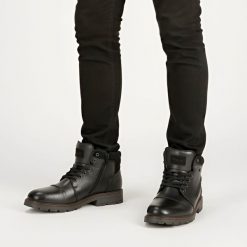 Czarne Trzewiki Rieker Ocieplane Buty Męskie. Czarne botki męskie Rieker, bez wzorów, ze skóry, eleganckie, bez zapięcia. Za 479.00 zł.