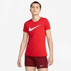 Koszulka z krótkim rękawem Damska Nike SS TEE CW6967 657 Czerwony. Białe koszulki sportowe damskie Nike, s, bez wzorów, z materiału, klasyczne, bez kołnierzyka. Za 145.00 zł.
