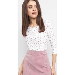 Koszulka ze wzorem. T-shirty damskie marki Orsay. Za 29.99 zł.