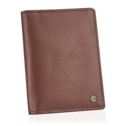 Portfel skórzany BETLEWSKI BPM-BH-M3 j. brązowy. Brązowe portfele męskie Betlewski, bez wzorów, ze skóry. Za 49.99 zł.
