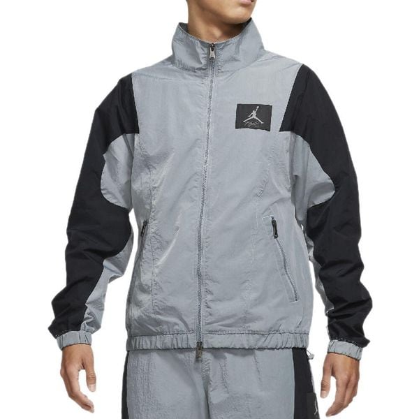 Kurtka męska nike air jordan flight suit jacket smoke grey. Szare kurtki męskie Nike, l, bez wzorów, z dresówki, bez kaptura. Za 479.00 zł.