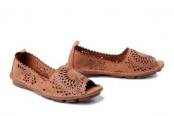 KOCH VT 59 tan, sandały damskie. Brązowe sandały damskie KOCH, w ażurowe wzory, ze skóry, bez obcasa, bez zapięcia. Za 224.90 zł.