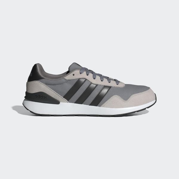 Buty Run 60s 4.0. Czarne trekkingi męskie Adidas, trekkingowe. Za 259.00 zł.