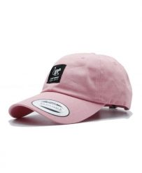 Czapka Baseball - Bawełna - Niestrukturalna (Różowy). Czerwone czapki i kapelusze męskie SURF MONKEY, z aplikacjami, z bawełny, klasyczne. Za 179.95 zł.