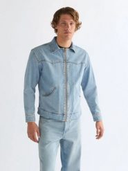 MESKA KURTKA JEANSOWA WRANGLER TRAILRIDER JACKET DOVE WING 112378055. Płaszcze męskie Wrangler, xl, bez wzorów, z jeansu, bez kaptura. Za 219.99 zł.