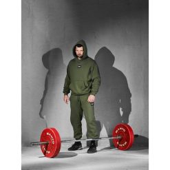 MANTO spodnie dresowe LABEL 25 khaki. Zielone szorty męskie Manto, m, bez wzorów, z dresówki. Za 269.00 zł.