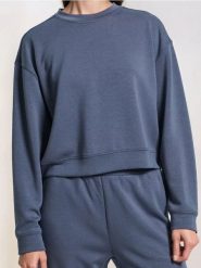Bluza basic - niebieski. Niebieskie bluzy damskie Sinsay, l, bez wzorów, z dzianiny, bez kaptura. Za 45.99 zł.