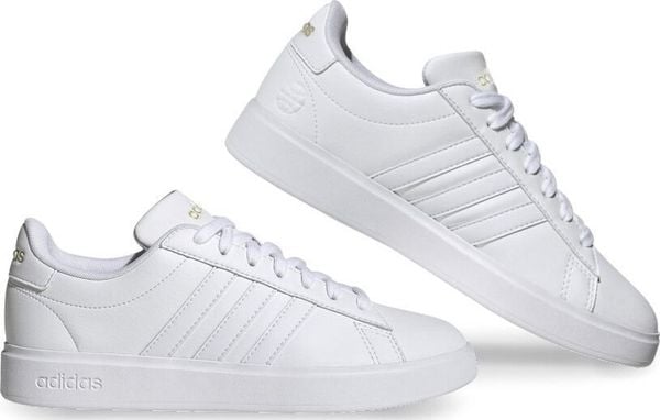 Adidas Buty damskie adidas Grand Court Cloudfoam Lifestyle Court Comfort białe GW9213 40. Białe obuwie sportowe damskie Adidas, bez wzorów. Za 317.42 zł.
