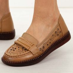 Camelowe skórzane półbuty damskie Potocki 15311. Brązowe mokasyny damskie POTOCKI, z jeansu, eleganckie. Za 219.00 zł.