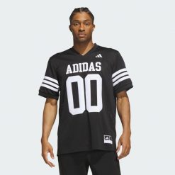 KOSZULKA ADIDAS BRANDED ICON. Czarne koszulki sportowe męskie Adidas, xl, bez wzorów, z materiału, bez kołnierzyka, bez ramiączek, na fitness i siłownię. Za 439.00 zł.