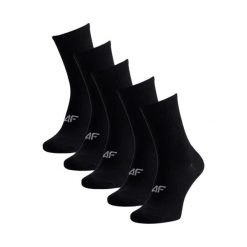 Skarpety męskie 4F 5-pak, bawełniane, bezszwowe, ponad kostkę. Czarne skarpety męskie 4f, bez wzorów, z bawełny. Za 58.99 zł.