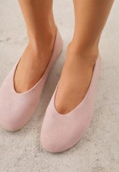 Różowe Casualowe Balerinki z Imitacji Zamszu Zambra. Czerwone baleriny damskie Born2be, na lato, bez wzorów, z jeansu, biznesowe, bez obcasa. Za 74.99 zł.