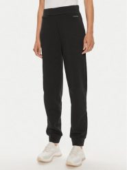Calvin Klein Spodnie dresowe Nano Logo K20K207214 Czarny Relaxed Fit. Czarne spodnie dresowe damskie Calvin Klein, xl, bez wzorów, z bawełny. Za 259.99 zł.