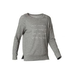 Koszulka długi rękaw Gym & Pilates 500 damska szara z nadrukiem. Szare t-shirty damskie DOMYOS, xl, bez wzorów, z bawełny, bez kołnierzyka. Za 39.99 zł.