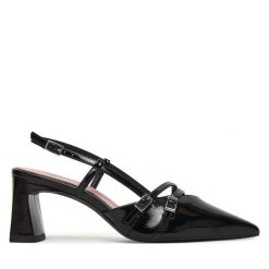 Czółenka Tamaris. Czarne czółenka damskie Tamaris, bez wzorów, bez obcasa, bez zapięcia. Za 329.99 zł.