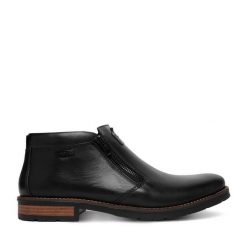 Botki Rieker. Czarne botki męskie Rieker, bez wzorów, bez zapięcia. Za 459.99 zł.