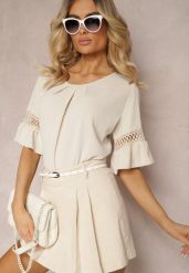 Beżowa Luźna Bluzka z Ażurową Wstawką na Rękawach Birian. Brązowe bluzki damskie Renee, na lato, w ażurowe wzory, z jeansu, eleganckie, bez kołnierzyka, bez ramiączek. Za 44.99 zł.