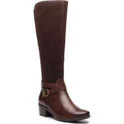 Kozaki CAPRICE - 9-25608-21 DK Brown Comb 329. Kozaki damskie marki Caprice. W wyprzedaży za 359.00 zł.