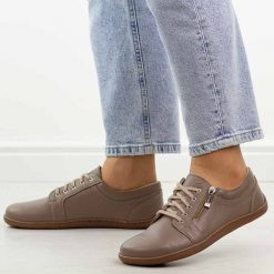 Cappucciono skórzane Polskie półbuty damskie barefoot Gregors 1153. Półbuty damskie GREGORS, na jesień, bez wzorów, z jeansu, biznesowe, bez obcasa, na płaskiej podeszwie, bez zapięcia. Za 379.00 zł.