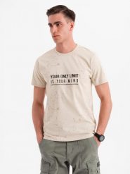 T-shirt męski z nadrukiem i okrągłym dekoltem kremowy V2 OM-TSFP-0187 S. Białe t-shirty męskie Ombre, m, bez wzorów, bez kołnierzyka. Za 166.41 zł.
