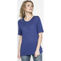 Tommy Jeans - Top. Topy damskie marki Tommy Jeans. W wyprzedaży za 119.90 zł.