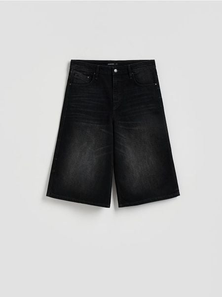 Jeansowe szorty baggy - szary. Szare szorty męskie Reserved, bez wzorów, z denimu. Za 139.99 zł.