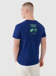 4F T-shirt regular z nadrukiem męski - granatowy M. Niebieskie koszulki sportowe męskie 4f, m, bez wzorów, z bawełny, klasyczne, bez kołnierzyka. W wyprzedaży za 39.99 zł.