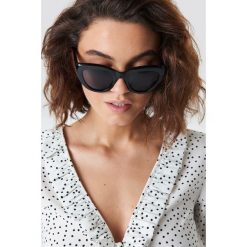 NA-KD Accessories Okulary przeciwsłoneczne kocie oczy - Black. Czarne okulary przeciwsłoneczne damskie NA-KD Accessories. Za 80.95 zł.