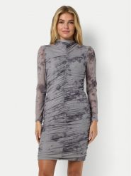 Noisy May Sukienka codzienna Iggy 27031596 Szary Slim Fit. Szare sukienki damskie Noisy may, na co dzień, l, bez wzorów, z syntetyku, bez kołnierzyka, bez ramiączek, proste. Za 109.99 zł.