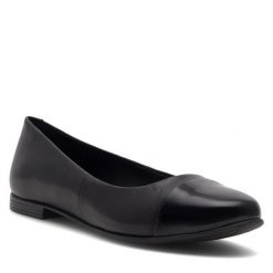 Baleriny Lasocki. Czarne półbuty damskie Lasocki, bez wzorów, bez obcasa, na płaskiej podeszwie, bez zapięcia. Za 199.99 zł.