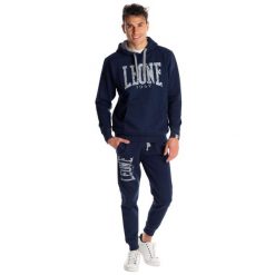 Bluza z bawełna z kaptur na co dzień na siłownię. Niebieskie bluzy męskie LEONE 1947 APPAREL, m, bez wzorów, z bawełny, bez kaptura. Za 247.55 zł.