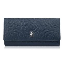 Duży portfel damski skórzany granatowy w kwiaty Paolo Peruzzi AL-12-NV. Niebieskie portfele damskie Paolo Peruzzi, bez wzorów, ze skóry. Za 89.00 zł.