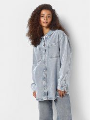 Noisy May Kurtka jeansowa Alva 27029311 Niebieski Regular Fit. Niebieskie kurtki damskie Noisy may, xl, bez wzorów, z bawełny, bez kaptura. Za 129.99 zł.