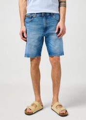MESKIE SPODENKI WRANGLER TEXAS SHORTS PRAIRIE ROSE 112362505. Czerwone szorty męskie Wrangler, bez wzorów. Za 169.99 zł.