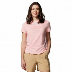 Koszulka techniczna damska Columbia Ruby Springs Graphic Fit Short Sleeve. Czerwone koszulki sportowe damskie Columbia, s, bez wzorów, bez kołnierzyka, bez ramiączek. Za 79.99 zł.