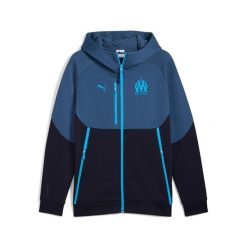 Zippowany sweatshirt OM FL 2025/26. Niebieskie bluzy męskie Puma, l, bez wzorów, bez kaptura. Za 369.50 zł.