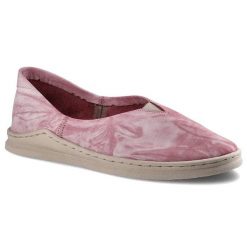 Półbuty damskie Maciejka, wsuwany fason cholewka tekstylna niska cholewka przed kostkę miękka elastyczna forma płaska lekka podeszwa wygodne codzienn. Czerwone półbuty damskie Maciejka, na lato, bez wzorów, biznesowe, bez obcasa, na płaskiej podeszwie, bez zapięcia. Za 145.00 zł.