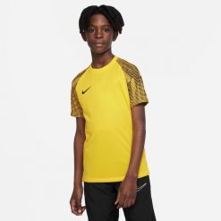 Koszulka treningowa chłopięca Nike Academy Junior. Czarne t-shirty dla chłopców Nike, bez wzorów, z materiału, bez ramiączek. Za 124.80 zł.