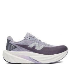 Buty do biegania New Balance. Fioletowe obuwie sportowe damskie New Balance, bez wzorów, do biegania. Za 699.99 zł.