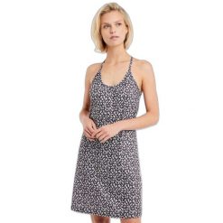 Sukienka damska Protest Prtrevolvy 23. Czerwone koszulki sportowe damskie Protest, m, bez wzorów, sportowe, bez kołnierzyka. Za 189.99 zł.