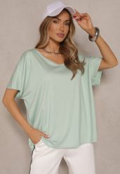 Jasnozielony T-shirt z Wiskozą w Stylu Nietoperza Liofala. Zielone bluzki damskie Renee, bez wzorów, z jeansu, eleganckie, bez kołnierzyka, bez ramiączek. Za 49.99 zł.