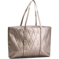 Torebka VERSACE JEANS - E1VSBBL5 70712 966. Torby na ramię damskie marki Versace Jeans. W wyprzedaży za 479.00 zł.