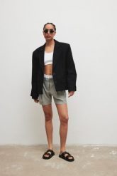 Marynarka o prostym kroju w kolorze TOTALLY BLACK - RICHMOND -S/M. Czarne żakiety damskie Marsala, m, bez wzorów, z bawełny, eleganckie. Za 599.90 zł.